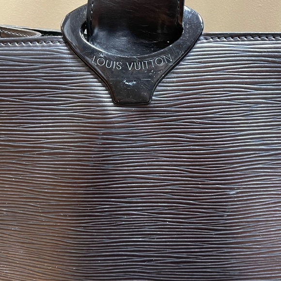 Louis Vuitton Vintage Epi Bag - Picture 15 of 16